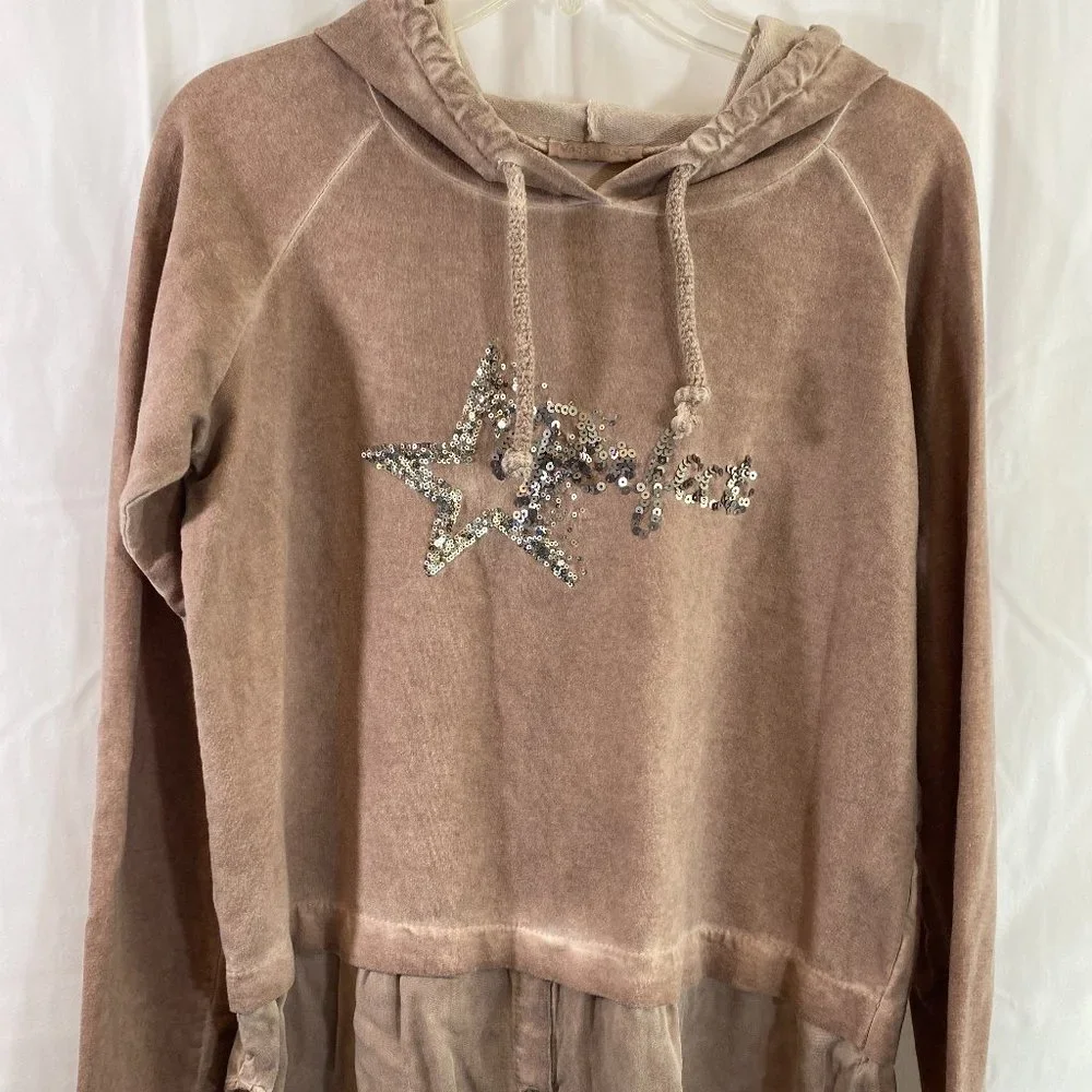 Made in Italy Light Brown Sequined Long Sleeve Hoodie Top NWOT Size Large - Picture 11 of 15